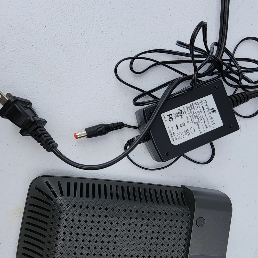 Cisco Black Wireless Router - Picture 4 of 7